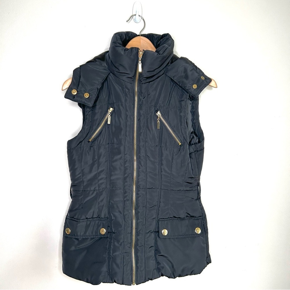 Atmosphere Quilted Puffer Vest w Hood Shaped Fit Black with Gold Zippers Size 6